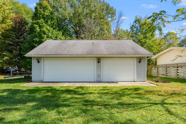 Lakeview Dr, Decatur, MI 49045