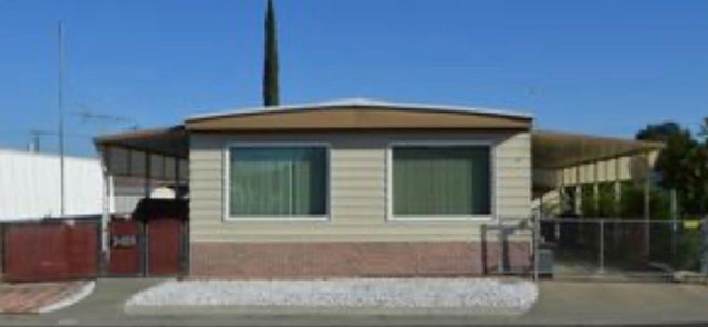 7413 Pardis Ln, Sacramento, CA 95828