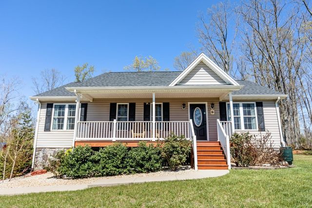 13811 Richmond Hwy, Pamplin, VA 23958