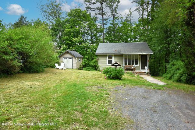 12 Hauns Hill Road, Saugerties, NY 12477