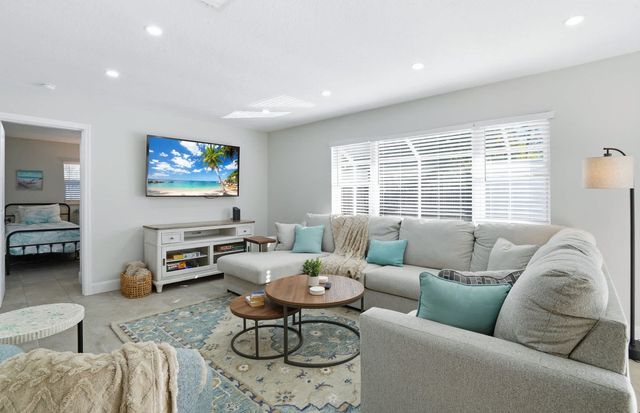 3301 Woodmont Dr #ID1624238P, Sarasota, FL 34232
