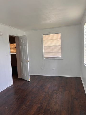 9926 Ridge Blvd, Jacksonville, FL 32208
