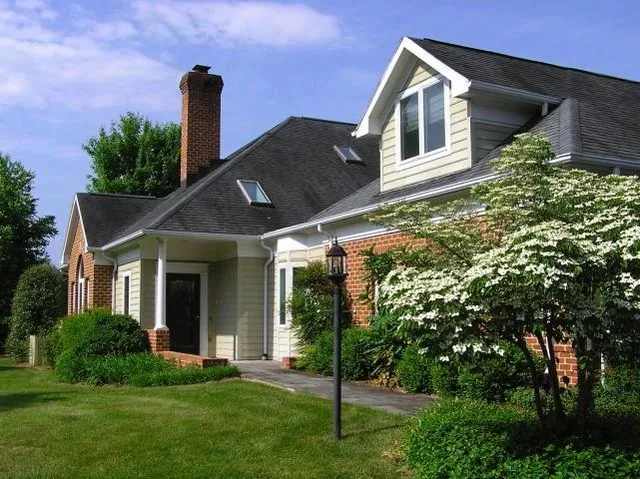 20 Sixty West Dr, Lexington, VA 24450