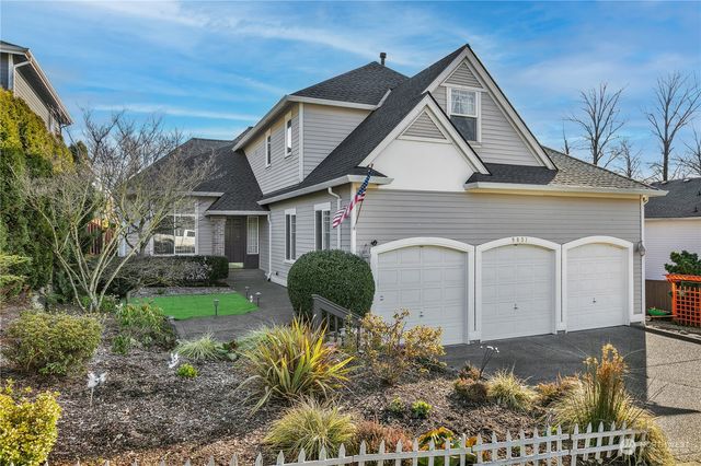 9831 S 220th Place, Kent, WA 98031