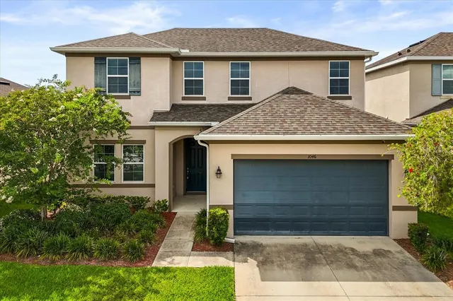 1046 Grand Hilltop Dr, Apopka, FL 32703