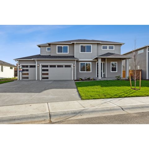 The Beaumont Plan in Elk Run at Chinook Meadows, Buckley, WA 98321