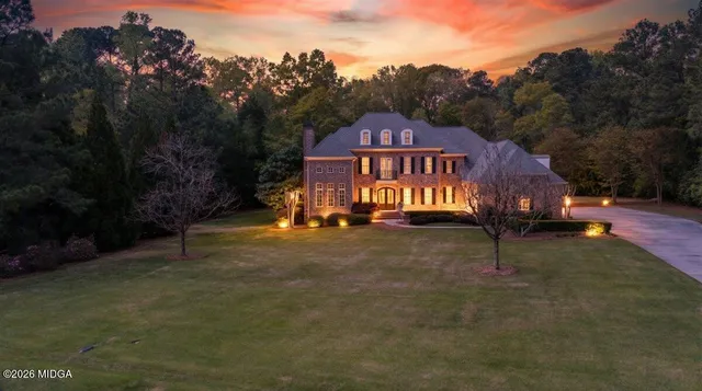 106 Lagrange Pl, Macon, GA 31210