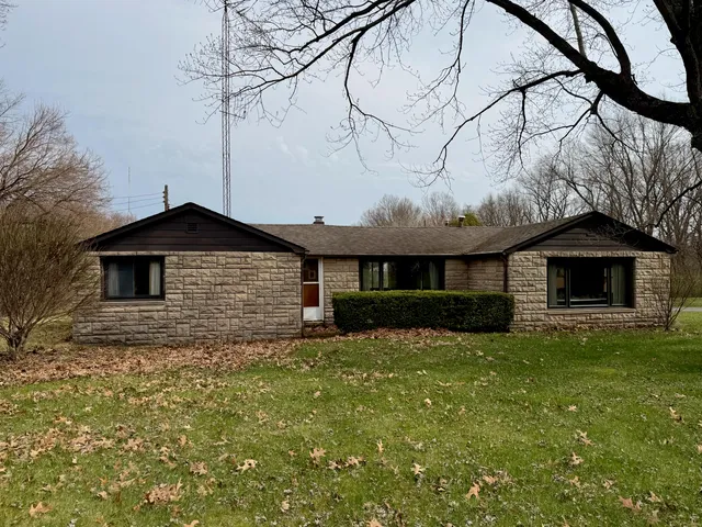 4740 E  100 N, Knox, IN 46534
