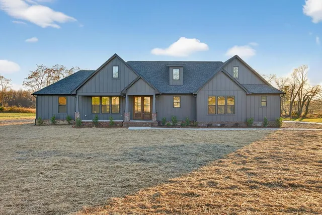 164 Bilbrey Rd, Livingston, TN 38570