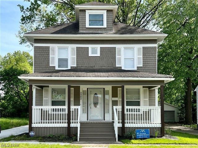 2402 Noble Rd, Cleveland Heights, OH 44121
