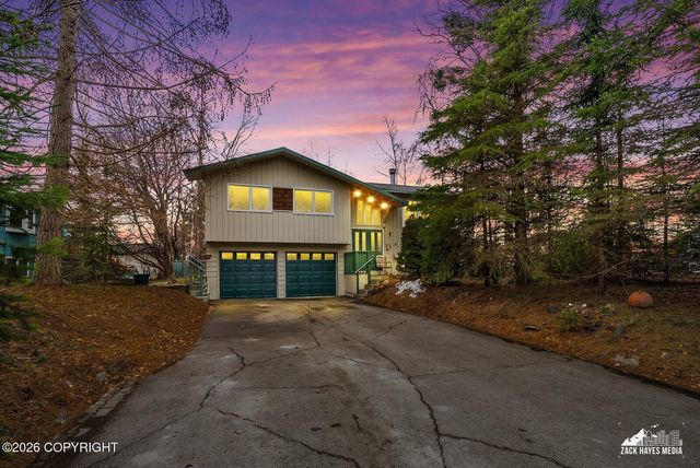 3326 W  30th Ave, Anchorage, AK 99517