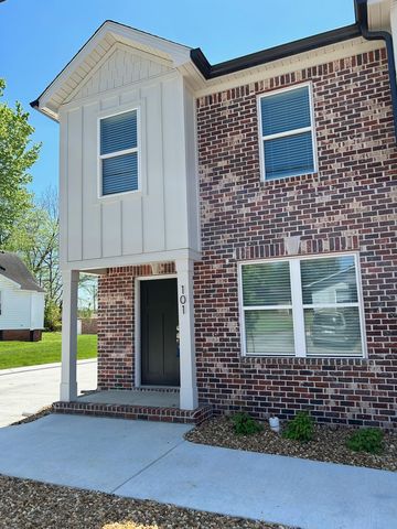 461 2nd St NW #101, Cleveland, TN 37311
