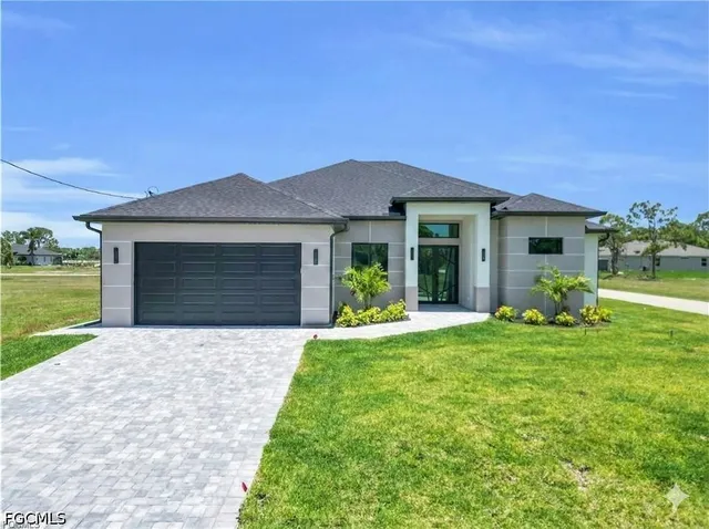 3916 NE 17th Ave, Cape Coral, FL 33909