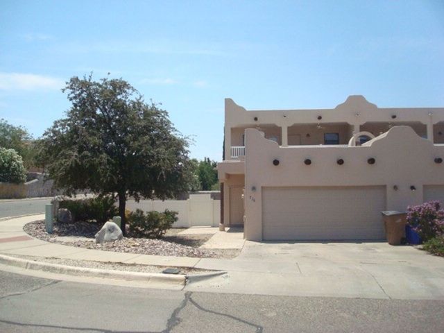 716 Indian Hollow Rd, Las Cruces, NM 88011
