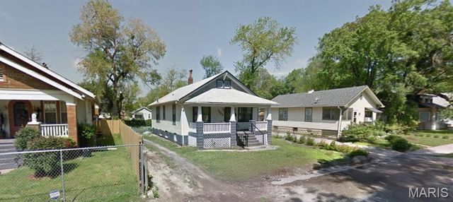 1403 N  54th St, East Saint Louis, IL 62204