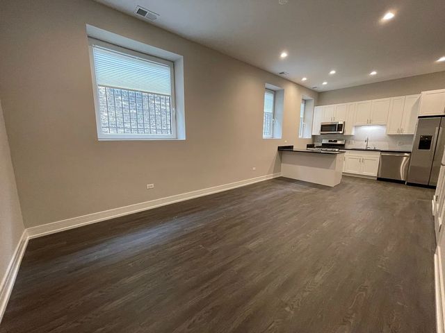 1730 W  Greenleaf Ave #6296880, Chicago, IL 60626