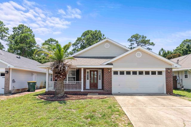 394 Pristine Water Ln, Mary Esther, FL 32569