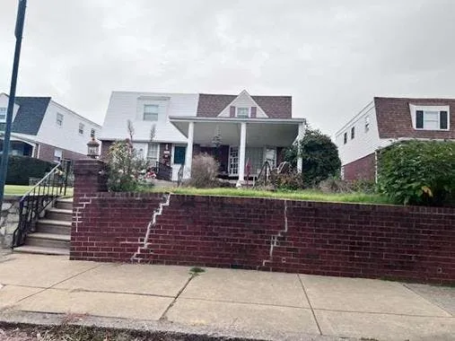 3411 Holyoke Rd, Philadelphia, PA 19114