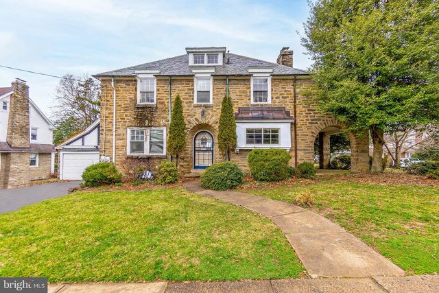 3201 Highland Ave, Drexel Hill, PA 19026