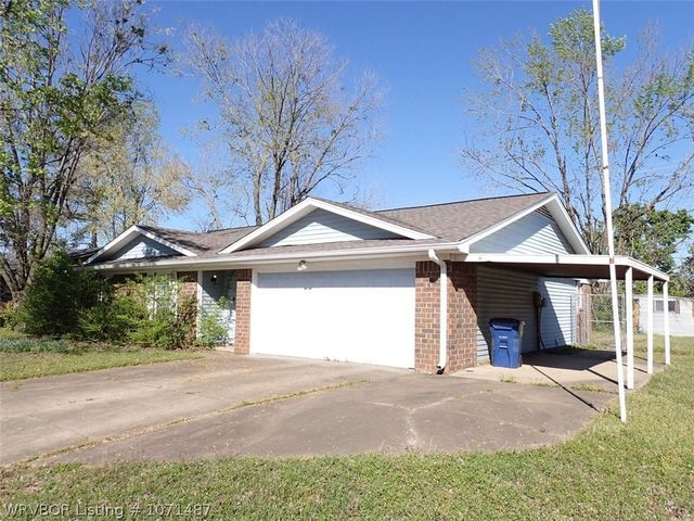 8713 S  35th Ter, Fort Smith, AR 72908