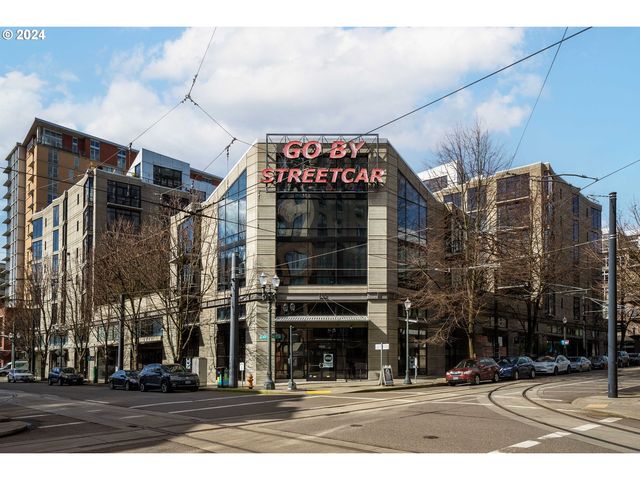 1030 NW 12th Ave #223, Portland, OR 97209