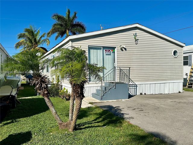 28501 SW 152nd Ave #148, Homestead, FL 33033