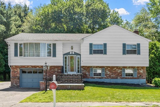 6 Wright St, Peabody, MA 01960