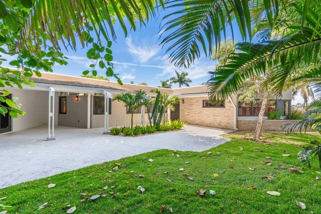 1425 Middle River Drive, Fort Lauderdale, FL 33304