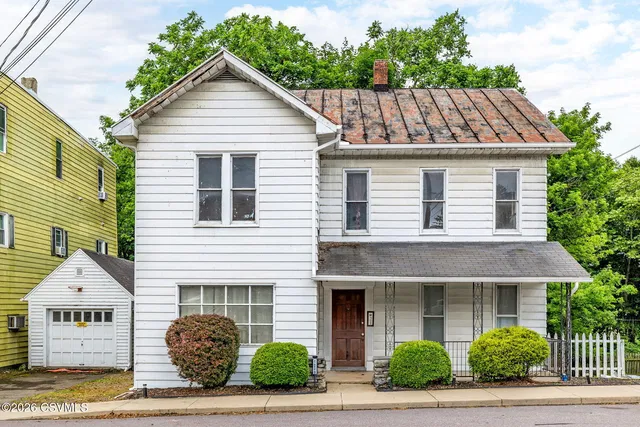1239 Water St, Danville, PA 17821