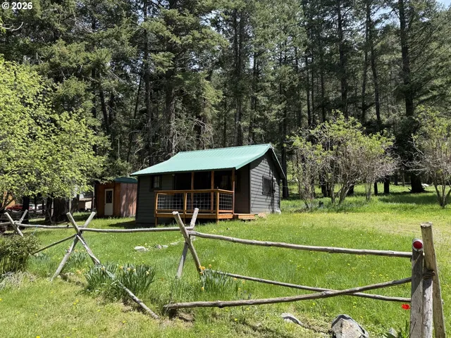 84690 Hall Ln, Joseph, OR 97846
