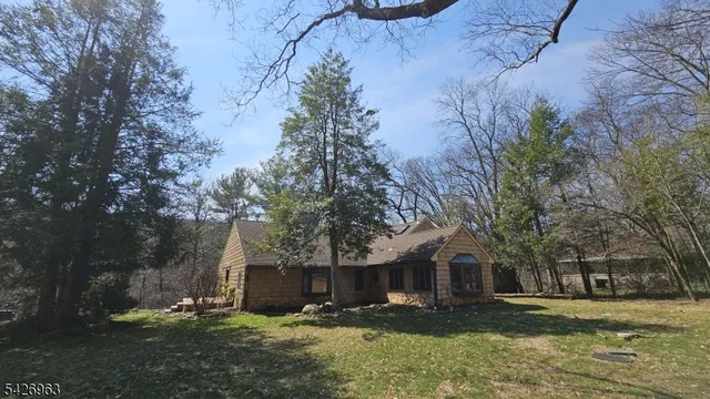 534 Hamburg Tpke, West Milford, NJ 07480