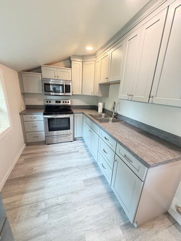 66 Quarry Rd, Leola, PA 17540