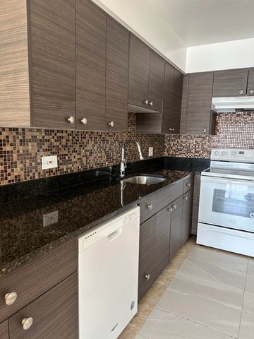 1639-304 Oakwood Ave #1639-304, Des Plaines, IL 60016