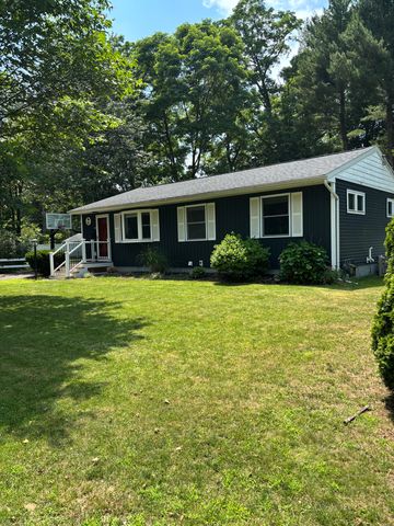 19 Elizabeth Ln, Saratoga Springs, NY 12866