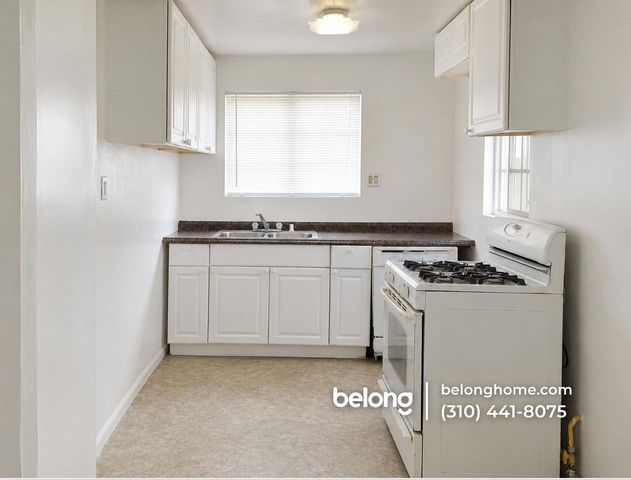170 E  Claremont St, Pasadena, CA 91103