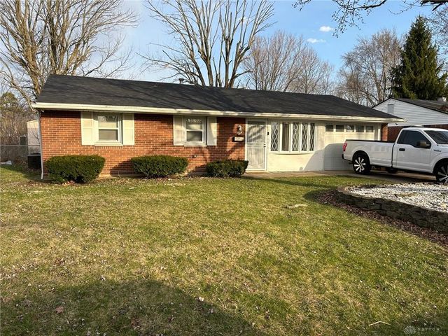 30 Carma Dr, Dayton, OH 45426