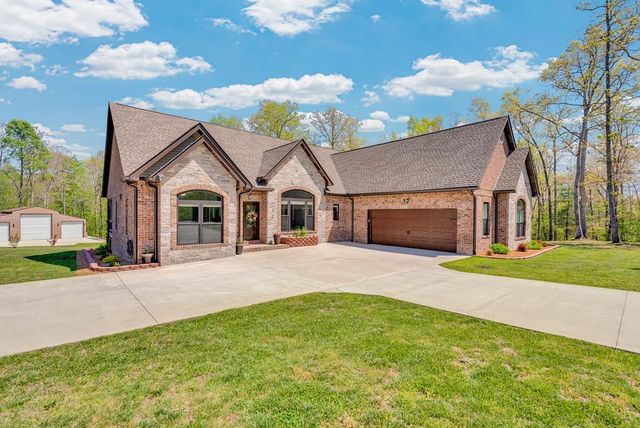 12 Hickory View Ln, Crossville, TN 38572
