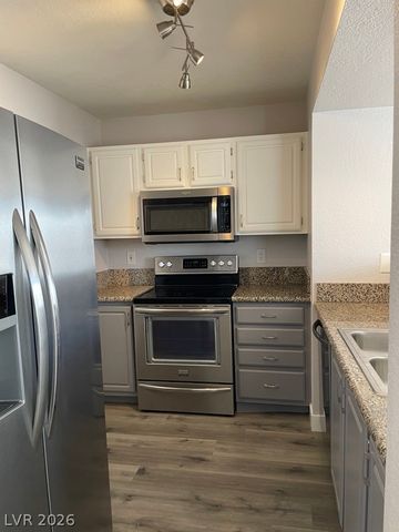 5055 W  Hacienda Ave #1033, Las Vegas, NV 89118