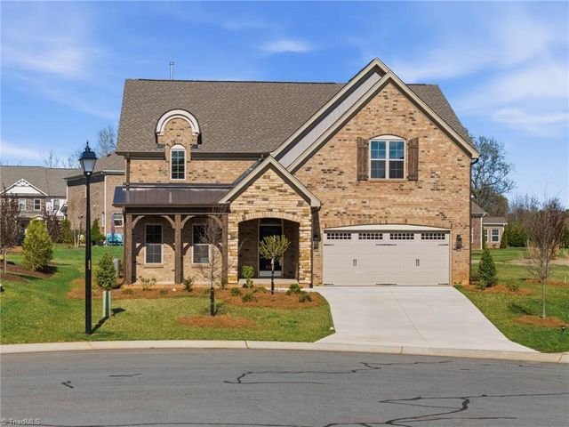 1092 Tulloch Ct, Burlington, NC 27215