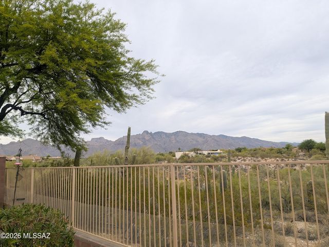 4974 N  Louis River Way, Tucson, AZ 85718
