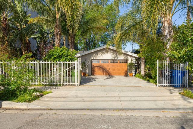 8437 Orion Ave, North Hills, CA 91343