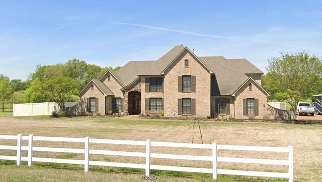 3410 Clay Pond Dr, Oakland, TN 38060