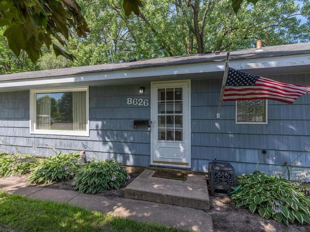 8626 14th Ave S, Bloomington, MN 55425
