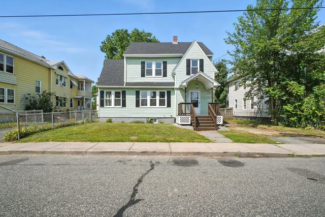 25 W  Glen St, Holyoke, MA 01040