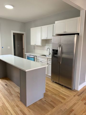 155 Foster St #F2, New Haven, CT 06511