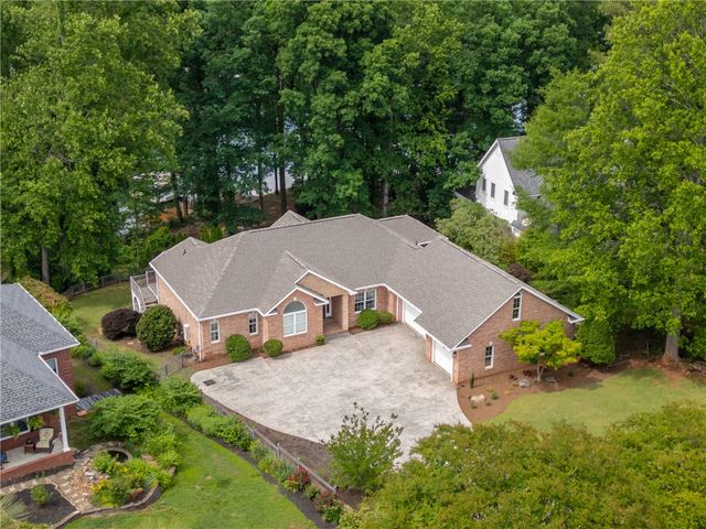 209 Amethyst Way, Seneca, SC 29672