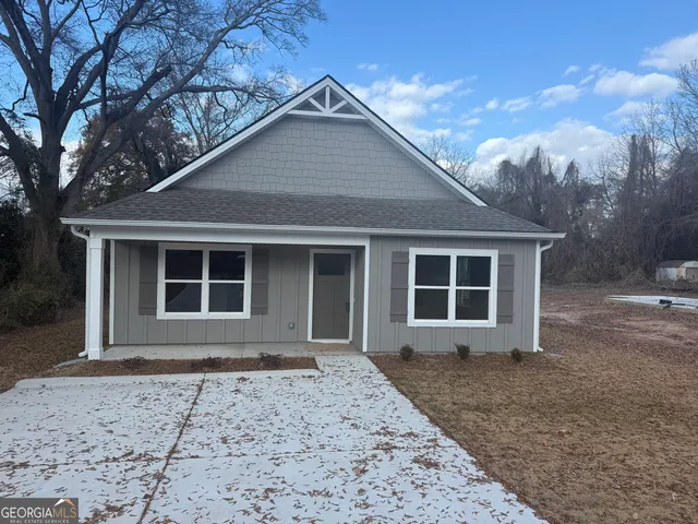 103 Cedar St, Lagrange, GA 30241