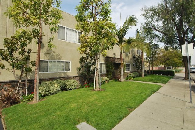 11833 Old River School Rd #25, Downey, CA 90241