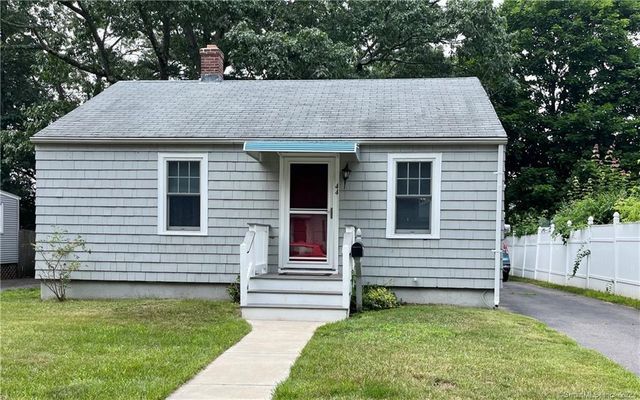 44 Durant St, Manchester, CT 06040