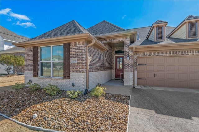 2711 Talsworth Dr, College Station, TX 77845